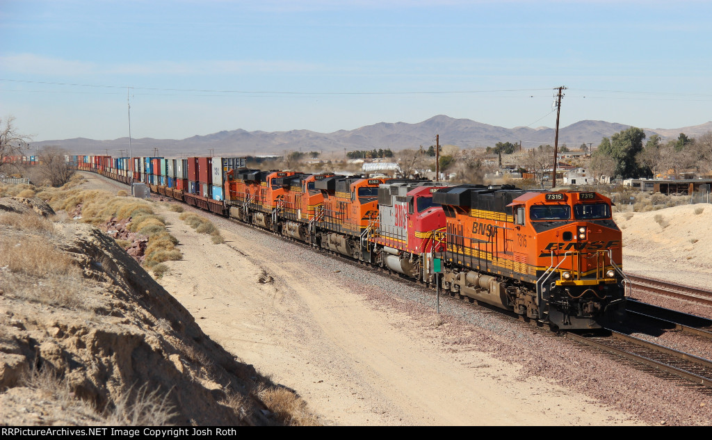 BNSF 7315, BNSF 126, BNSF 6363, BNSF 5137, BNSF 7611 & BNSF 5515